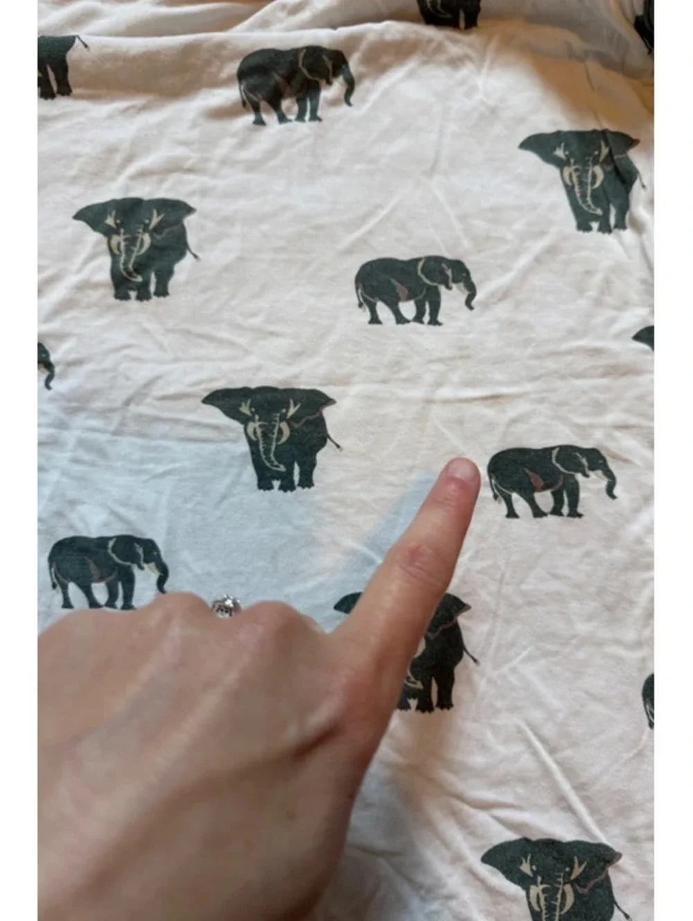 Kyte baby pine elephant baby blanket play